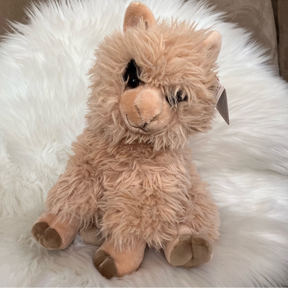NWT wild republic llama